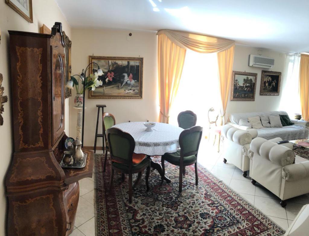 The Trip House - Between The Center And The Sea - Free Wifi And Jacuzzi Катания Экстерьер фото